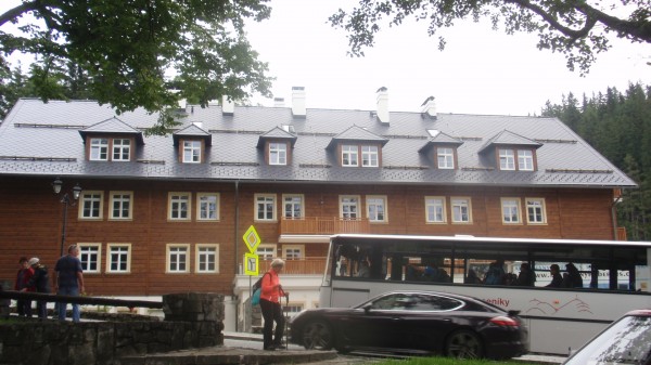 Tady začínáme s Karlovou studánkou (teď už jen fotky s ní)